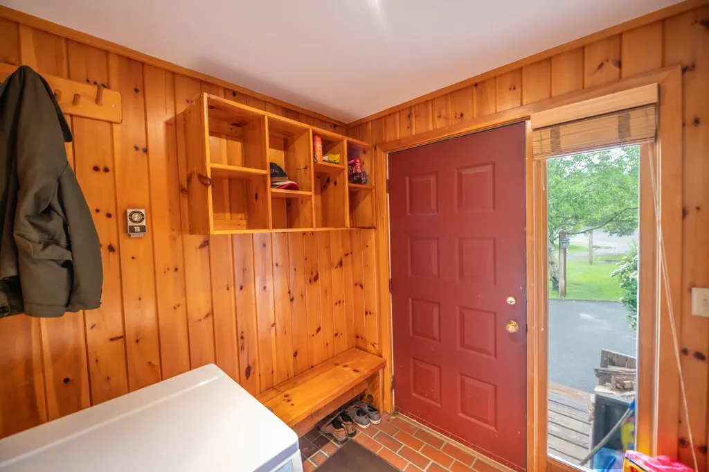 16 Tenth Lane Wilmington VT 05363