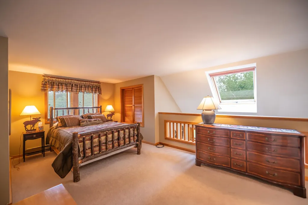 16 Tenth Lane Wilmington VT 05363