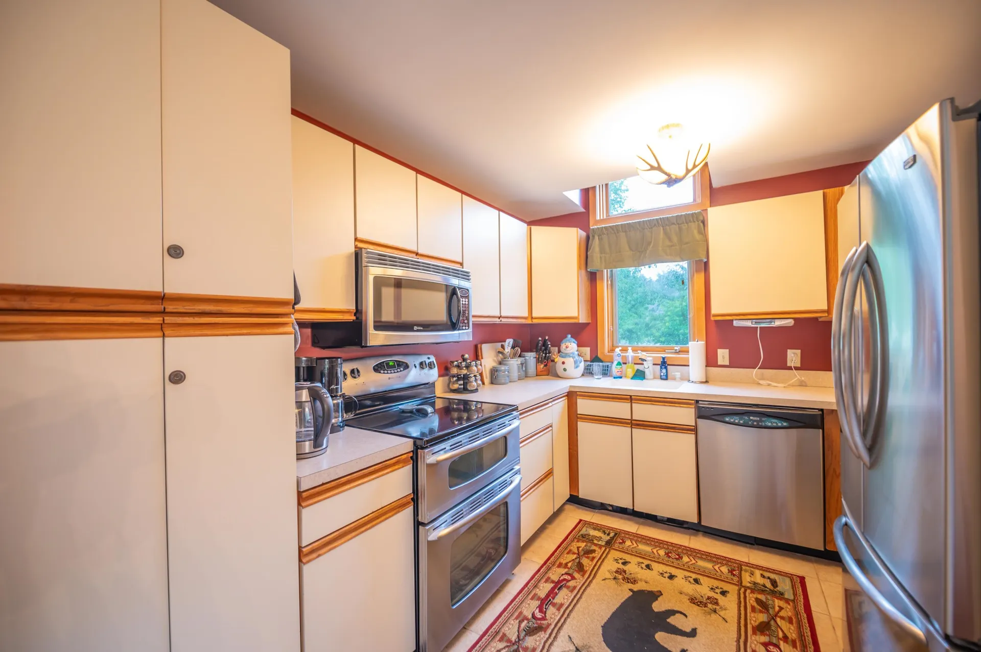 16 Tenth Lane Wilmington VT 05363