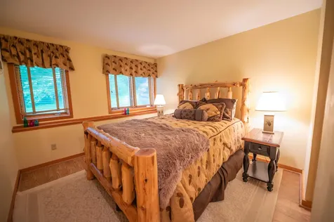 16 Tenth Lane Wilmington VT 05363