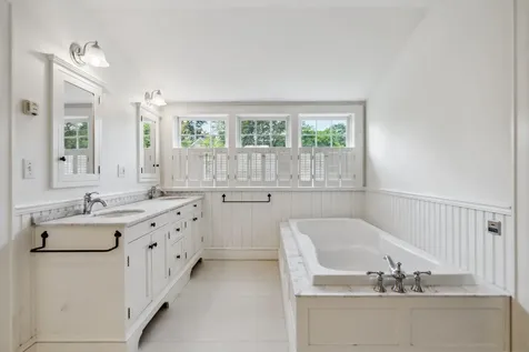 18 Elm Street Norwich VT 05055