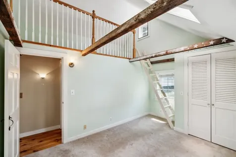 18 Elm Street Norwich VT 05055