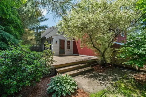 18 Elm Street Norwich VT 05055