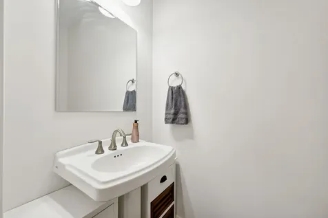 394 Zephyr Road Williston VT 05495
