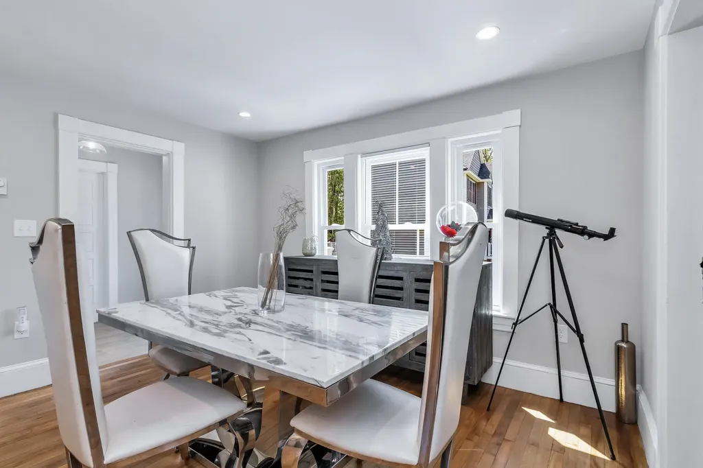 24 Jefferson Street Derry NH 03038