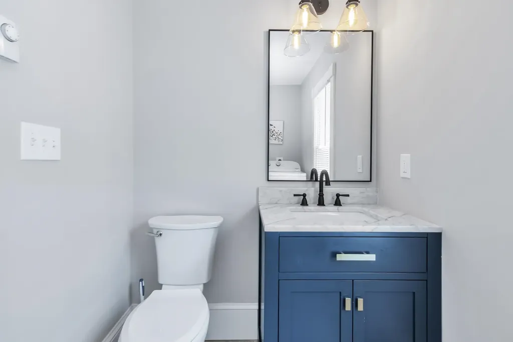 24 Jefferson Street Derry NH 03038