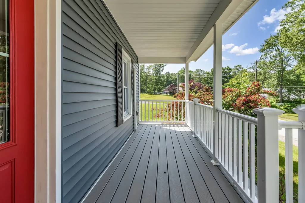 24 Jefferson Street Derry NH 03038