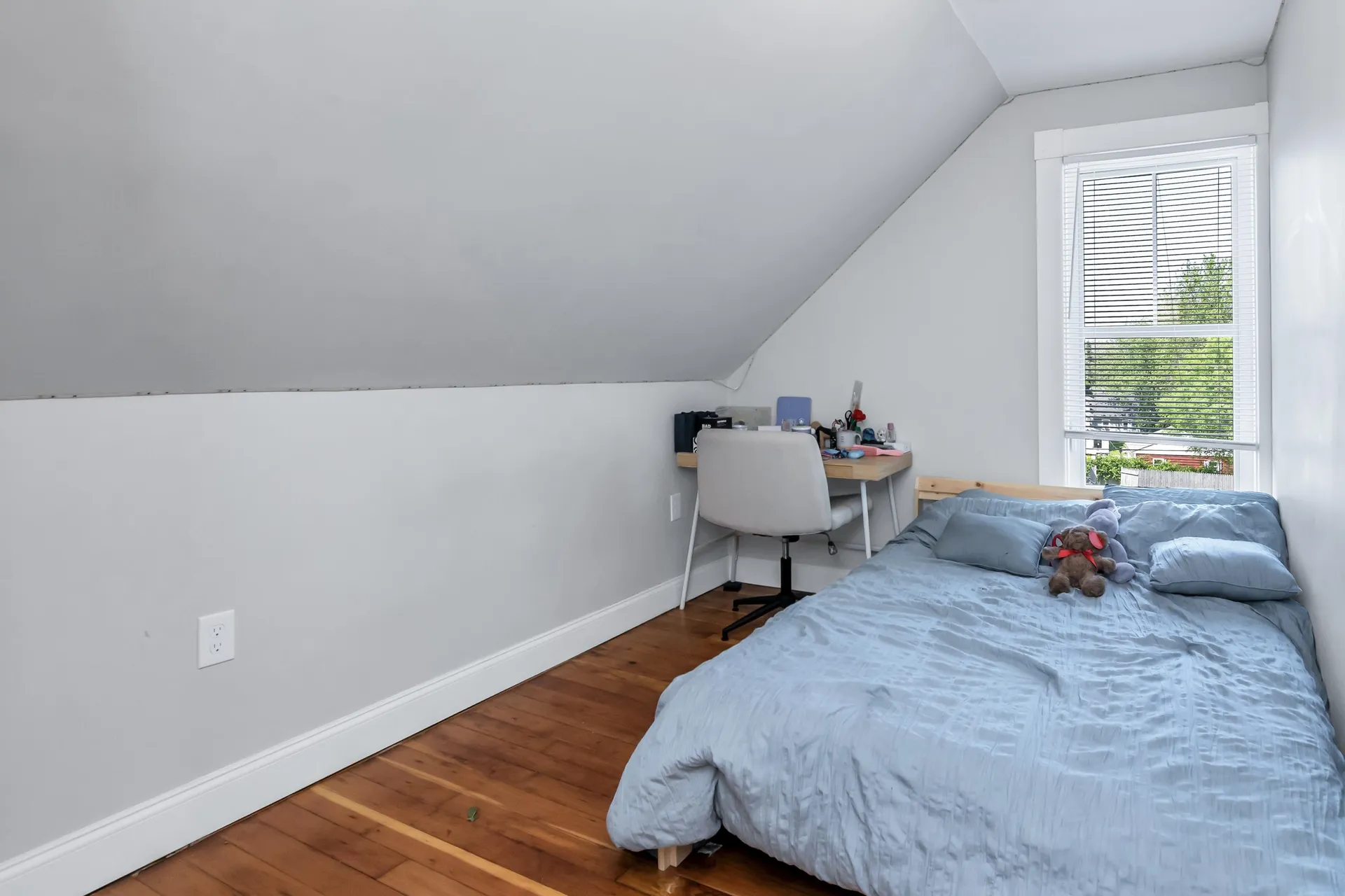 24 Jefferson Street Derry NH 03038