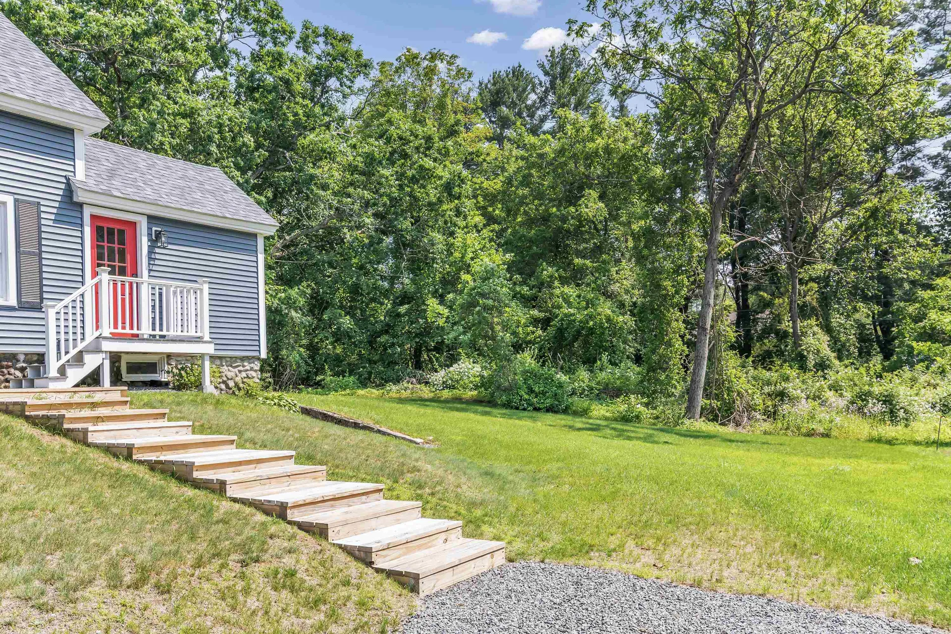 24 Jefferson Street Derry NH 03038