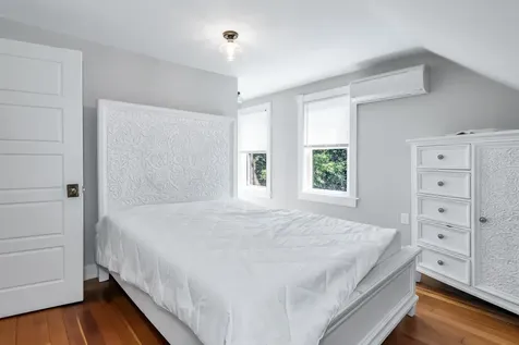 24 Jefferson Street Derry NH 03038