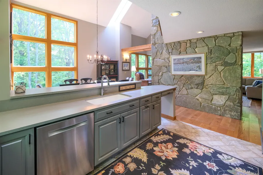 94 Snow Track N Ludlow VT 05149