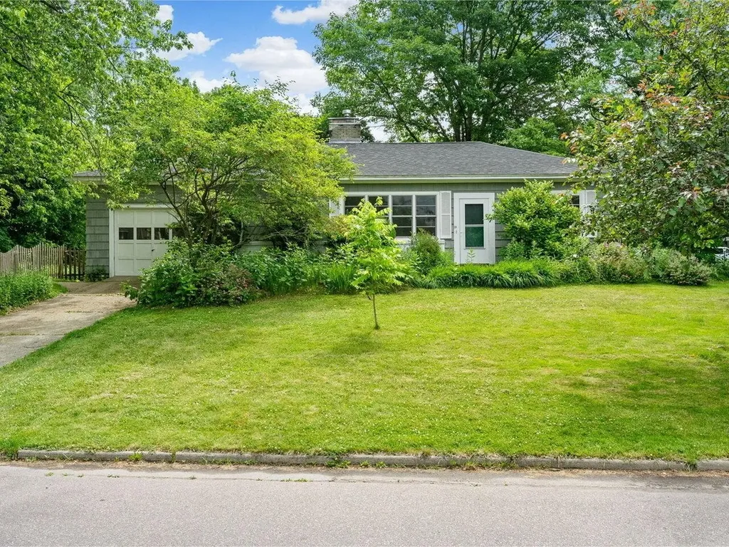 10 Crescent Road Burlington VT 05401