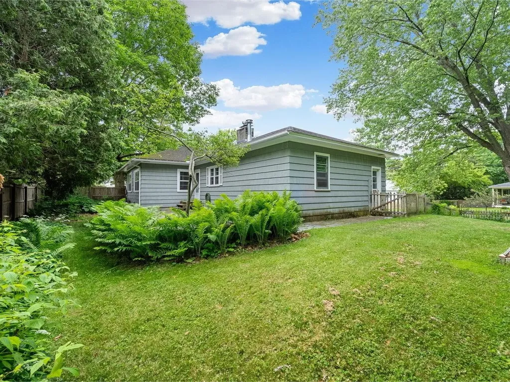 10 Crescent Road Burlington VT 05401