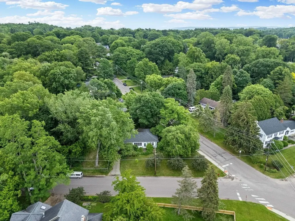 10 Crescent Road Burlington VT 05401