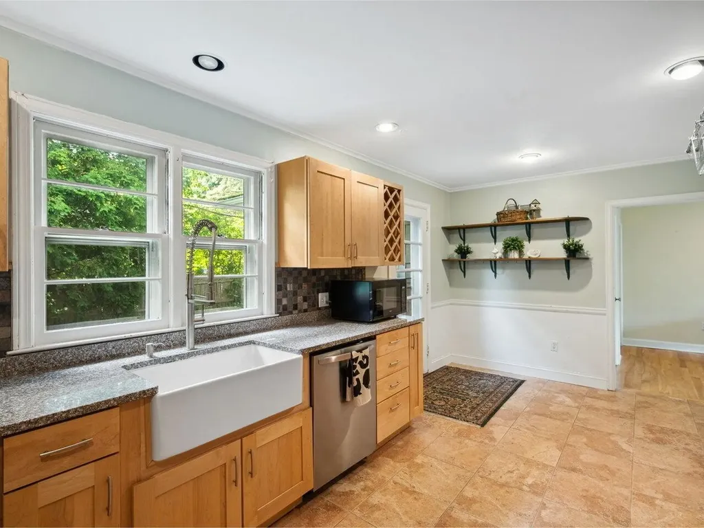 10 Crescent Road Burlington VT 05401