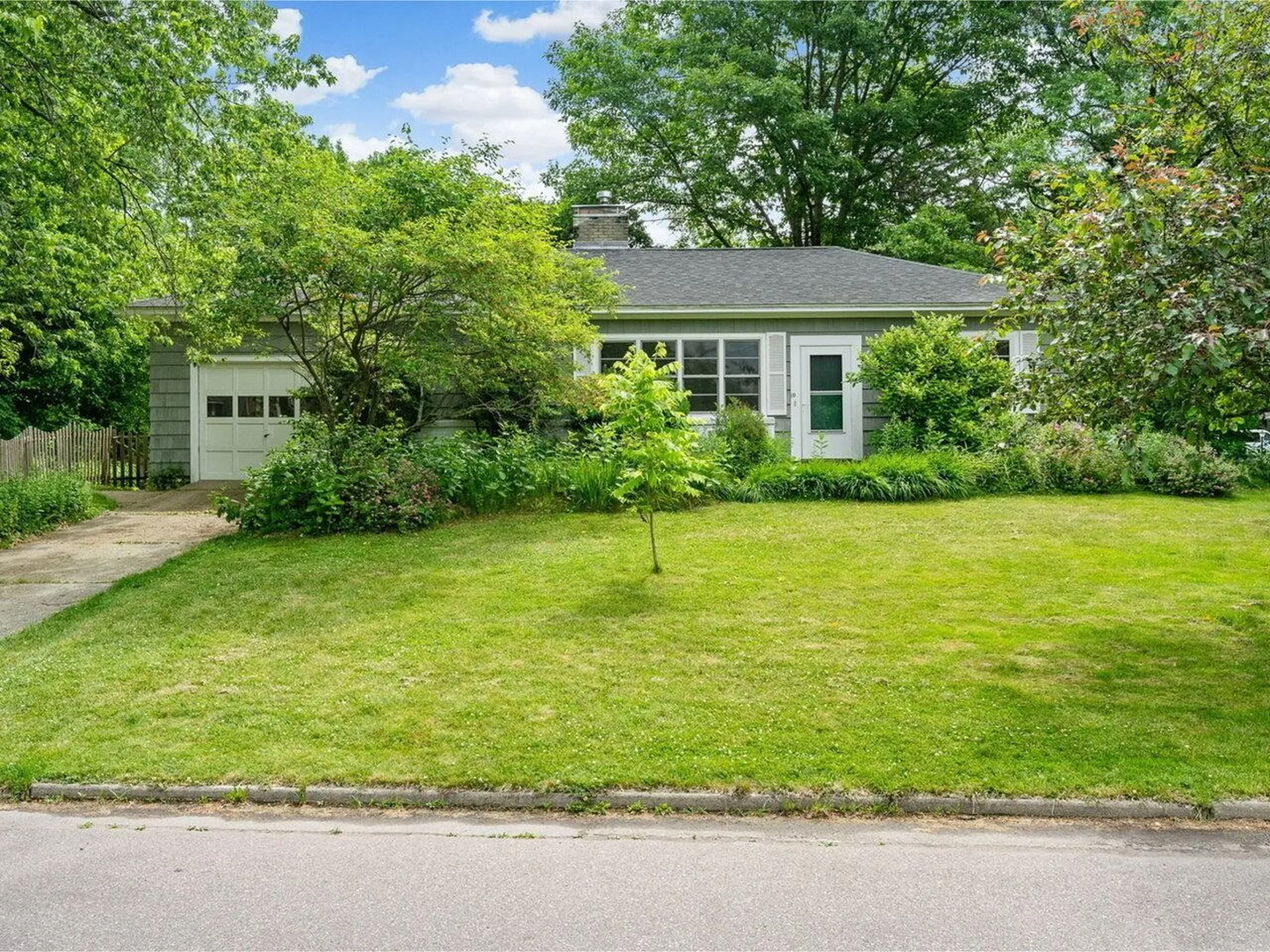 10 Crescent Road Burlington VT 05401