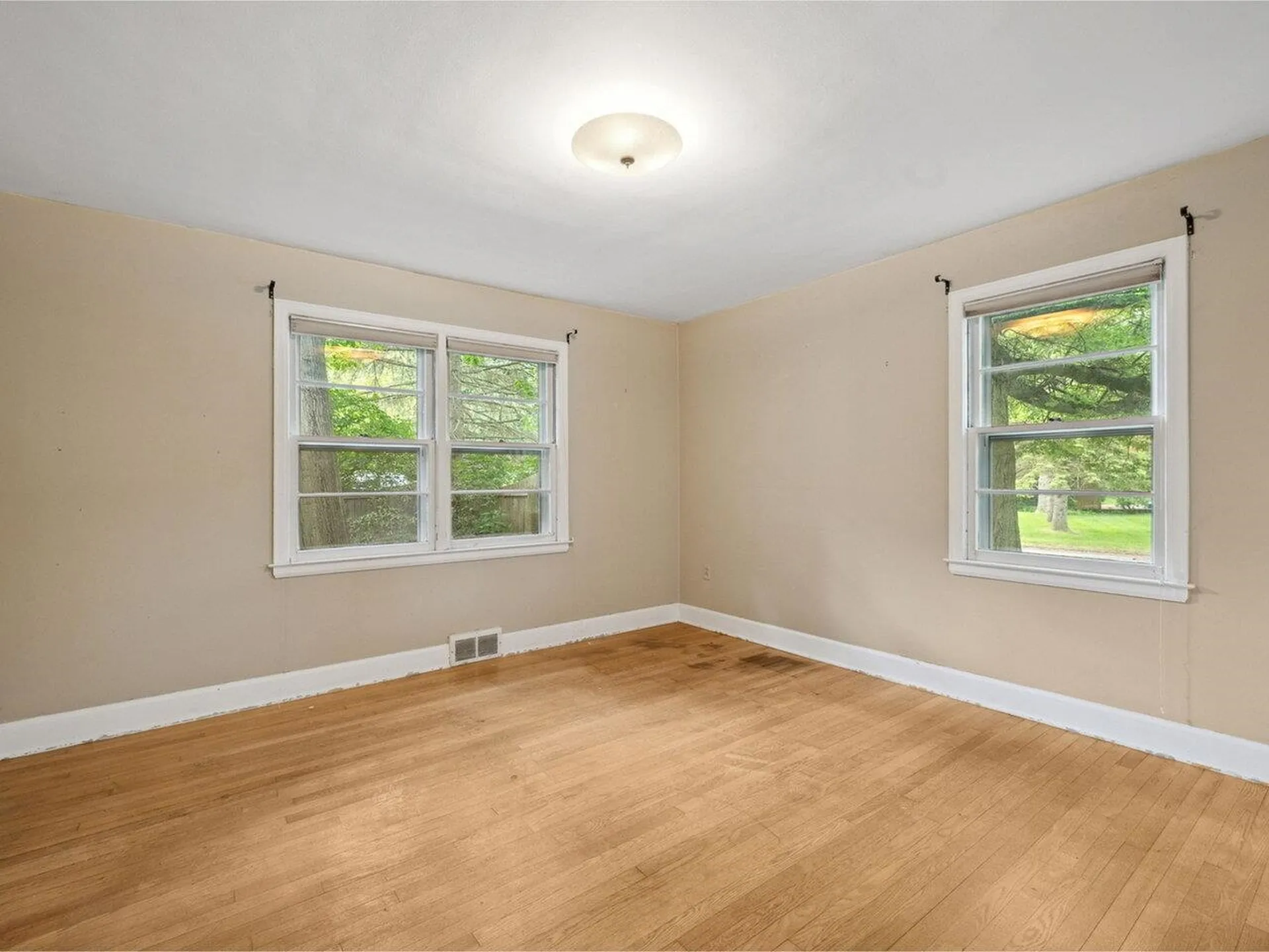 10 Crescent Road Burlington VT 05401