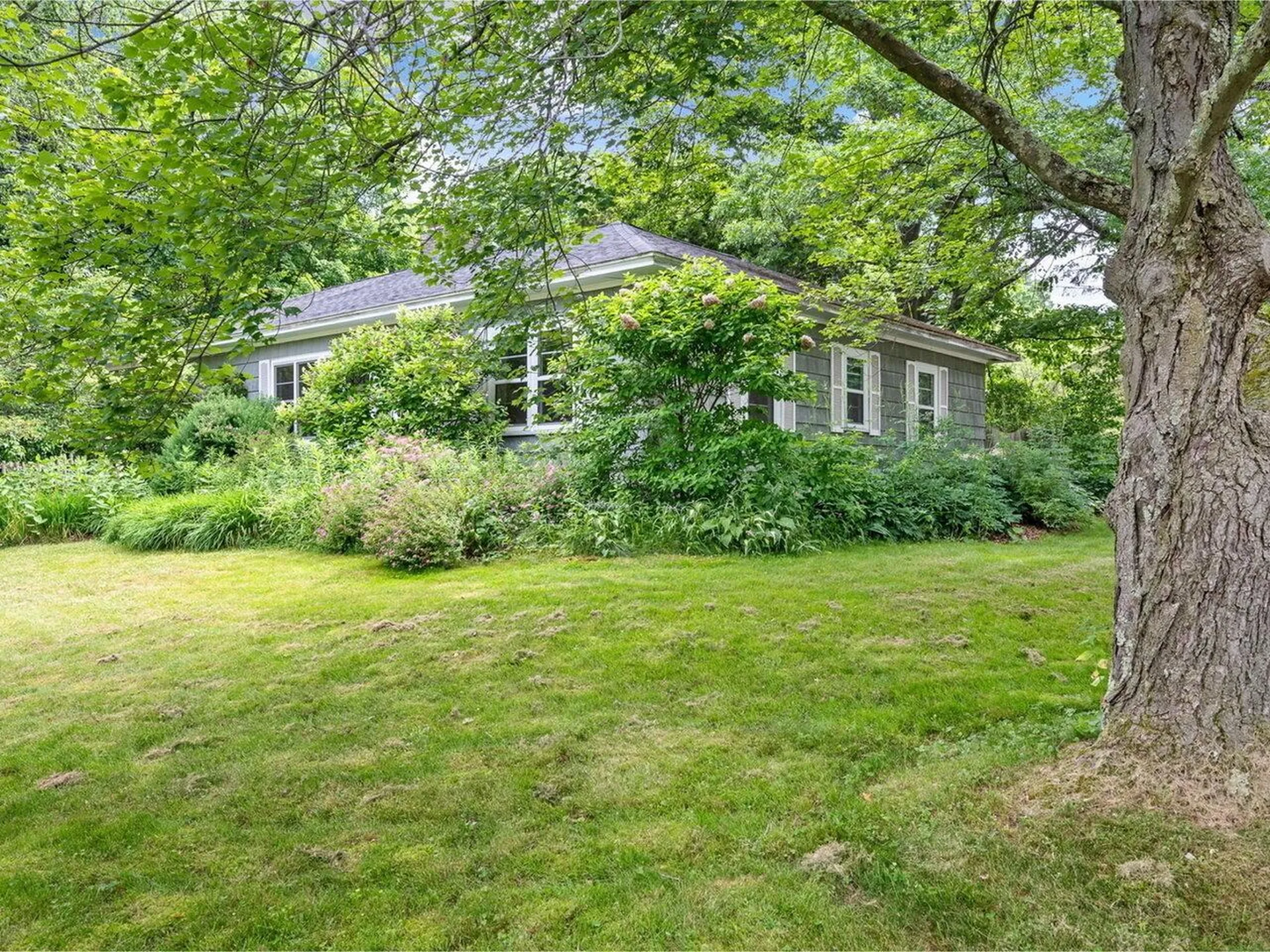 10 Crescent Road Burlington VT 05401