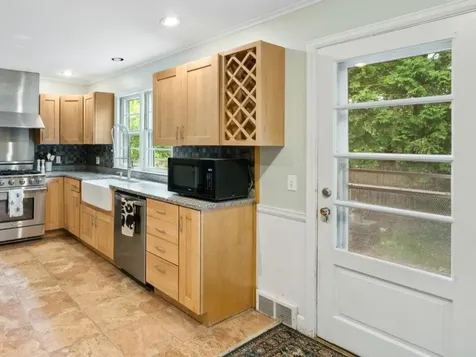10 Crescent Road Burlington VT 05401