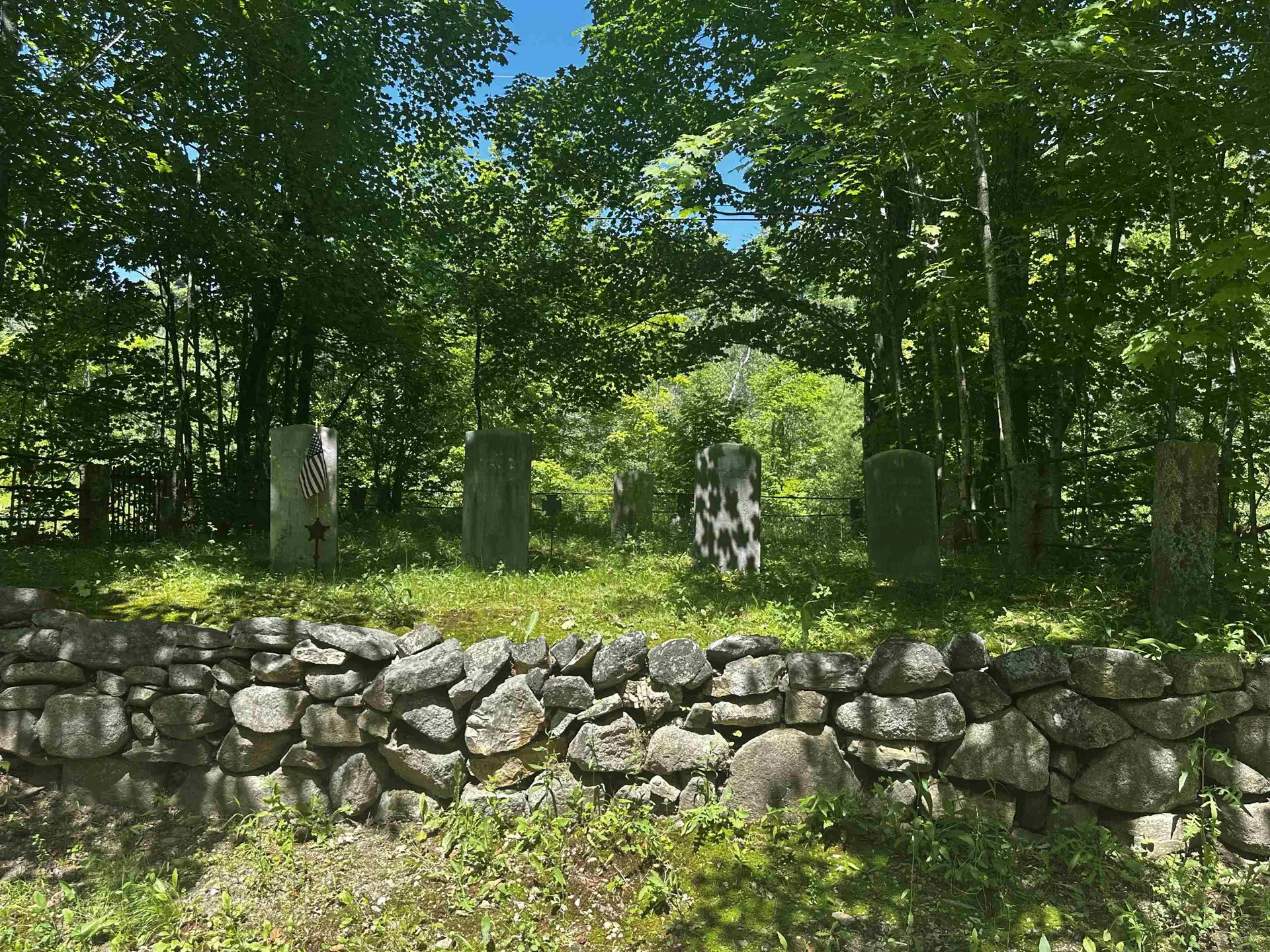 Garney Road Brookfield NH 03872