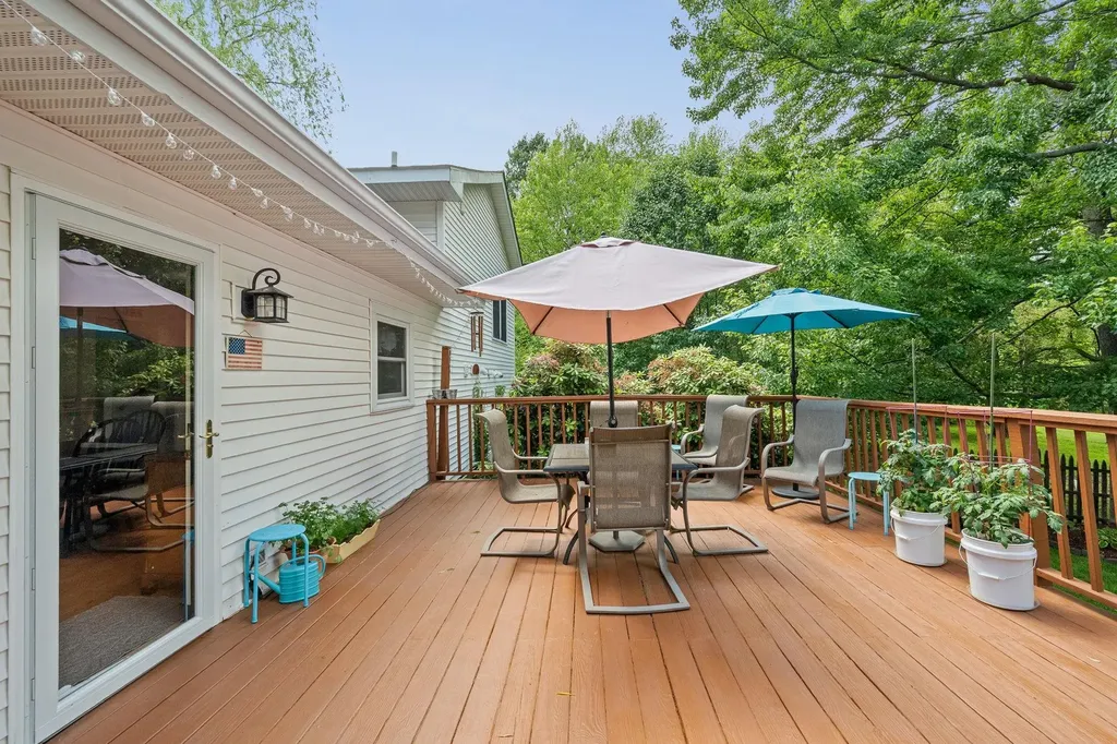 60 Savage Court Williston VT 05495