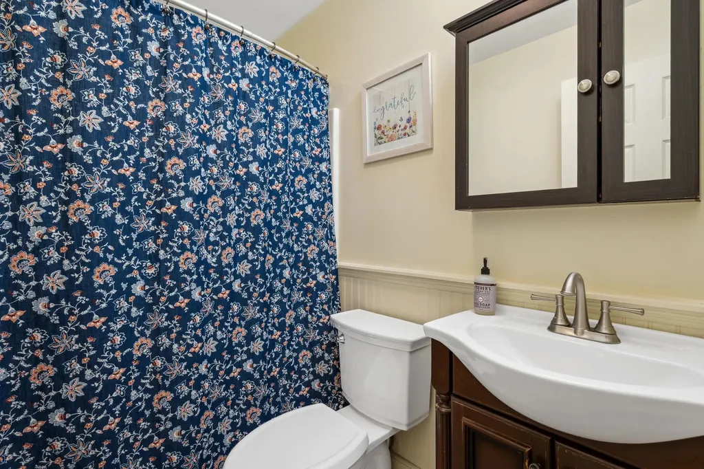 60 Savage Court Williston VT 05495