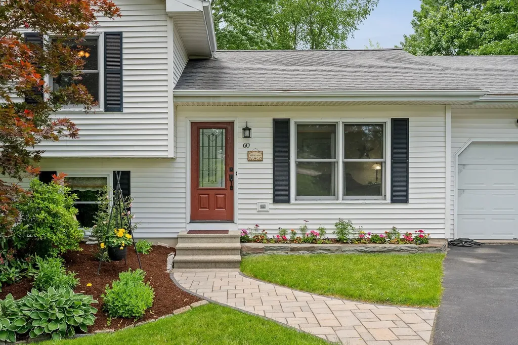 60 Savage Court Williston VT 05495