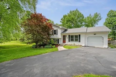 60 Savage Court Williston VT 05495