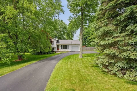 60 Savage Court Williston VT 05495