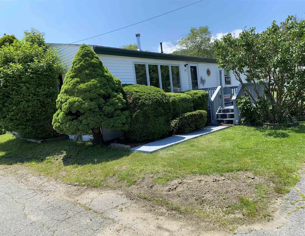 62 Adams Park Rye NH 03870