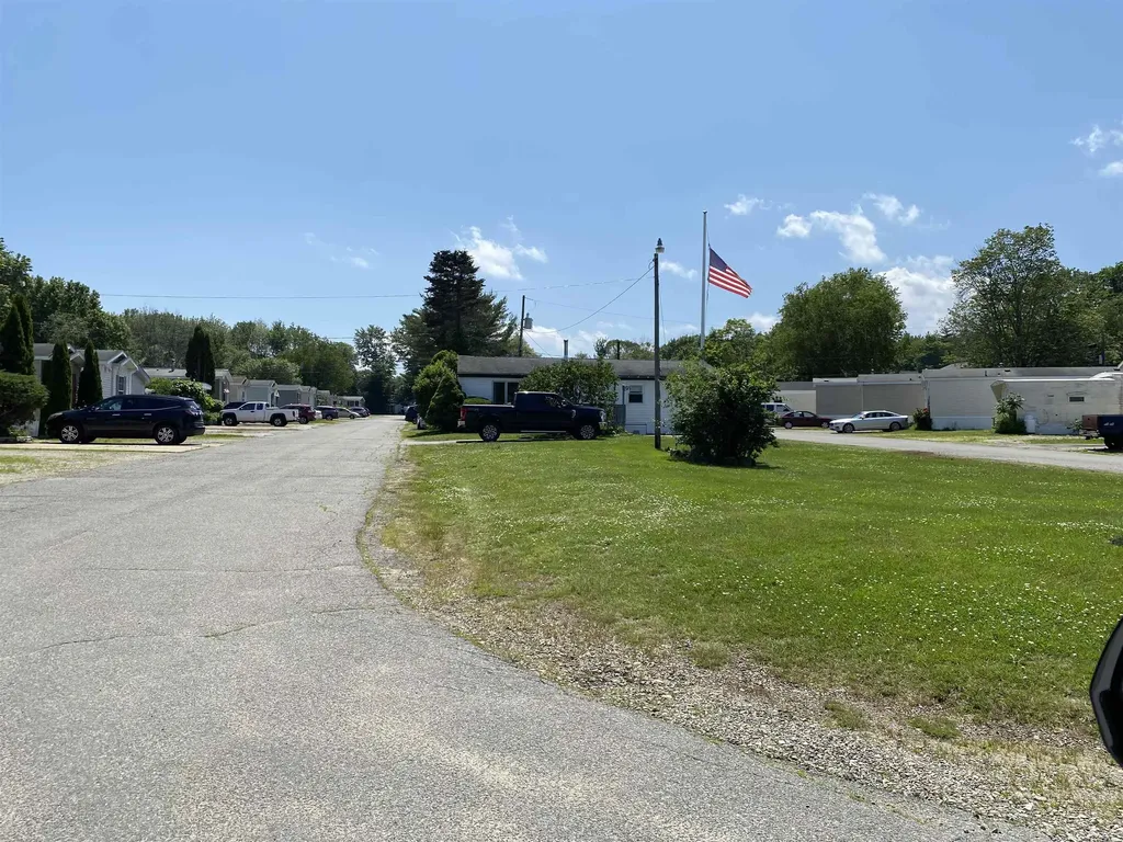 62 Adams Park Rye NH 03870