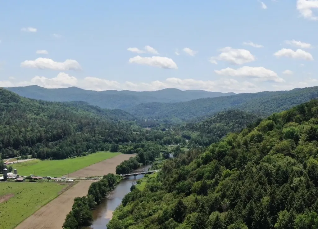 20,31,32 Pitt Road Stockbridge VT 05722
