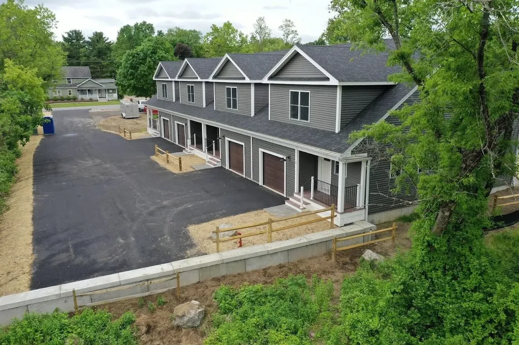 925 Falls Road Shelburne VT 05482