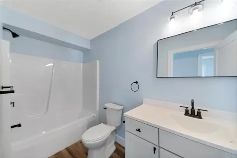 925 Falls Road Shelburne VT 05482