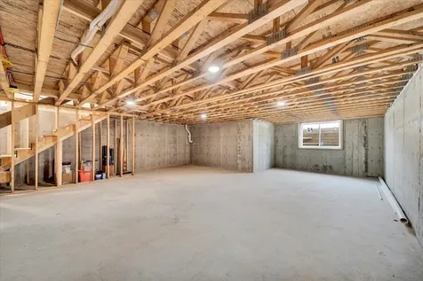 925 Falls Road Shelburne VT 05482