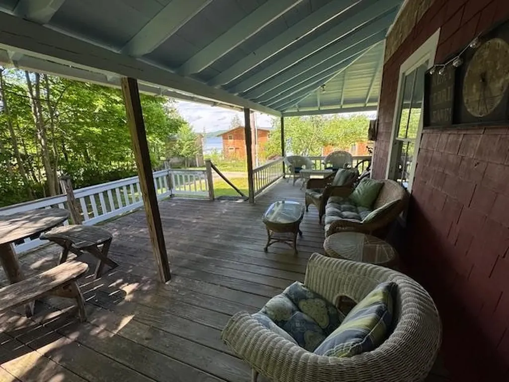 49 North Randolph Road Greensboro VT 05841