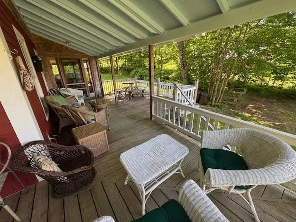 49 North Randolph Road Greensboro VT 05841