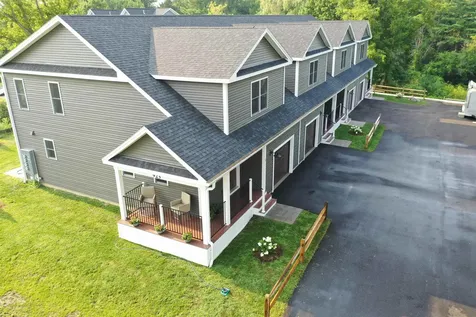 925 Falls Road Shelburne VT 05482