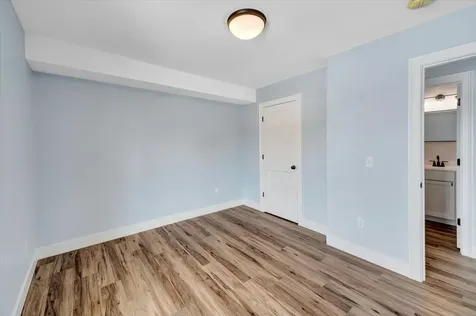 925 Falls Road Shelburne VT 05482