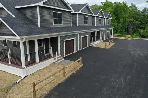 925 Falls Road Shelburne VT 05482