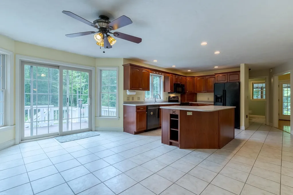 17 Stanley Pond Drive Rochester NH 03839