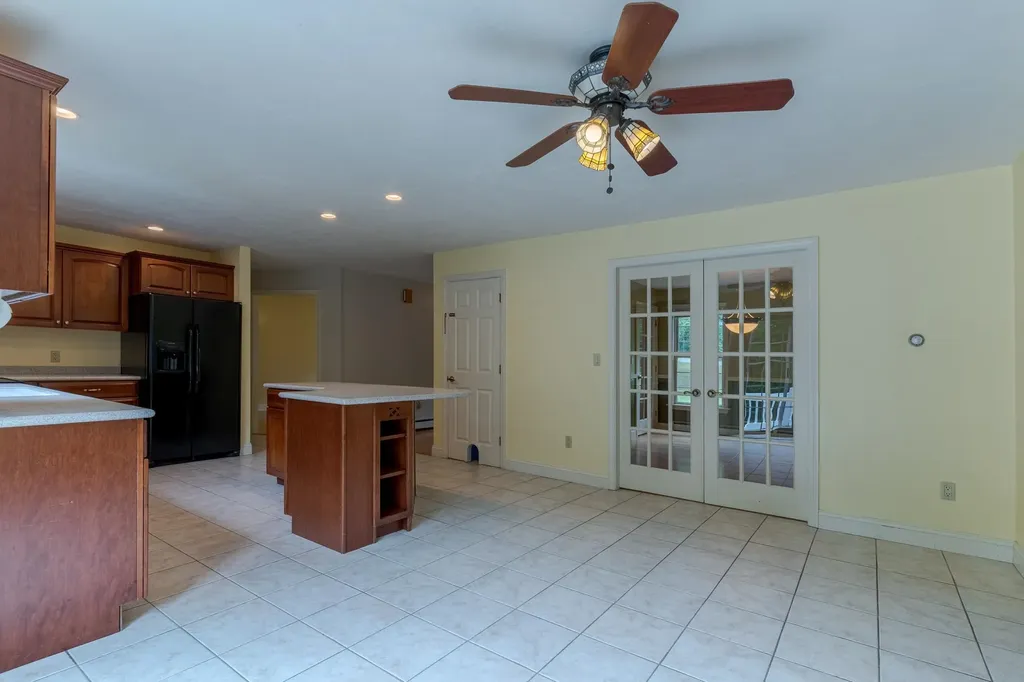 17 Stanley Pond Drive Rochester NH 03839