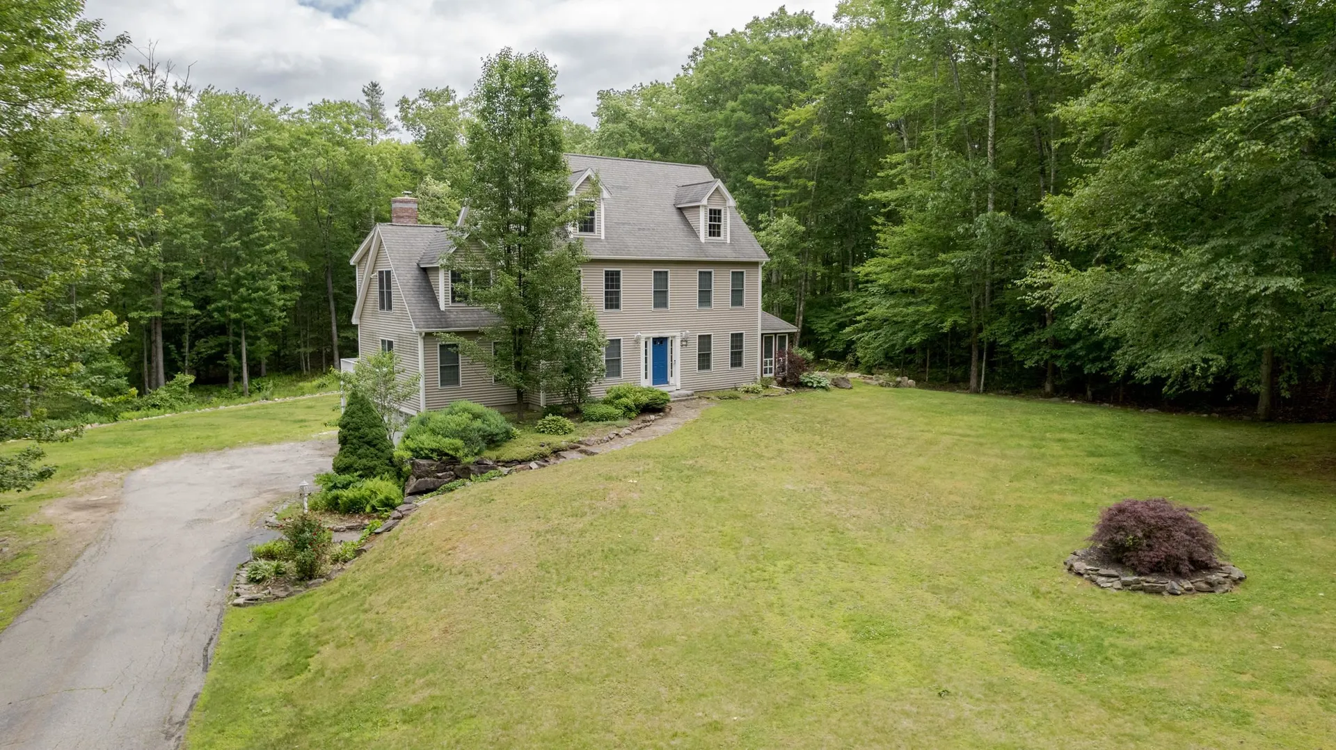 17 Stanley Pond Drive Rochester NH 03839