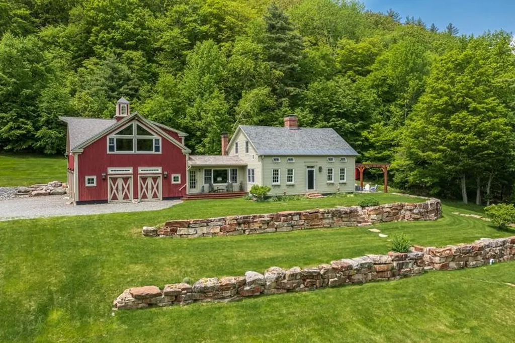 1955 Sawmill Hill Road Wells VT 05774