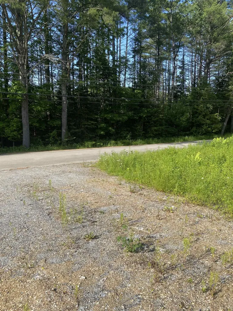 Nutting Road Sunapee NH 03782