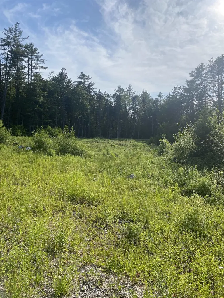 Nutting Road Sunapee NH 03782