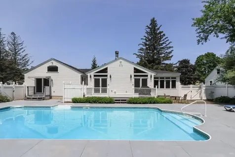 3 Mooreland Avenue Concord NH 03301