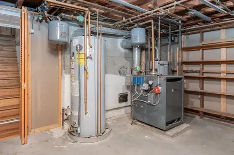 3 Mooreland Avenue Concord NH 03301