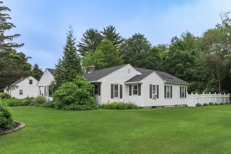 3 Mooreland Avenue Concord NH 03301