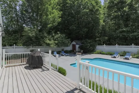 3 Mooreland Avenue Concord NH 03301